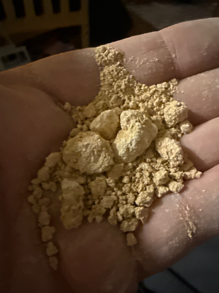 Pale Desert Caliche or Highly Weathered Silt Subsoil